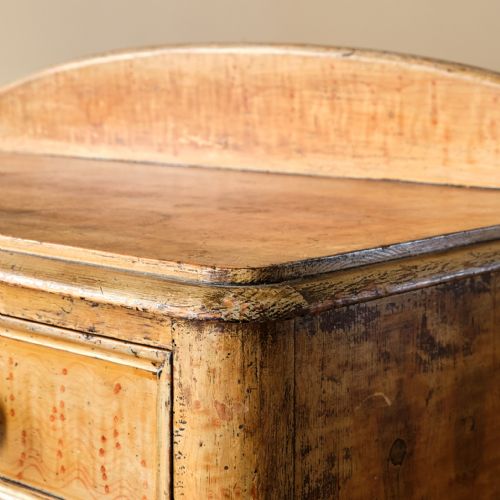 ANTIQUE PINE CHEST OF DRAWERS IN ORIGINAL PAINT - ADDITIONAL PHOTO 15