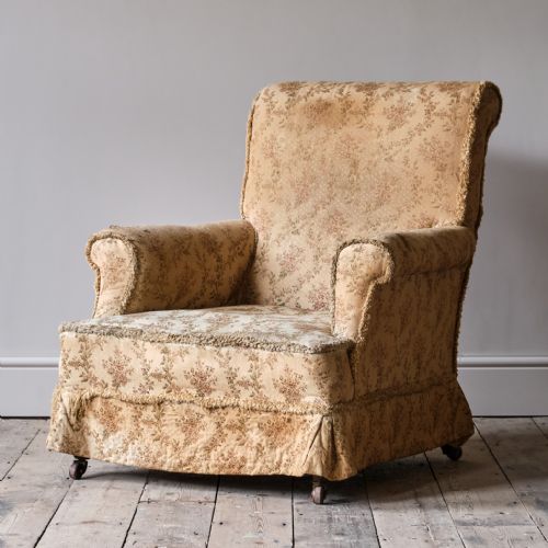 19TH CENTURY HOWARD STYLE COUNTRY HOUSE ARMCHAIR