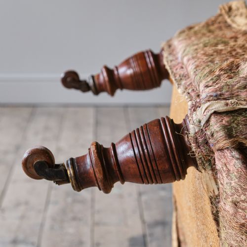 19TH CENTURY HOWARD STYLE COUNTRY HOUSE ARMCHAIR - ADDITIONAL PHOTO 10