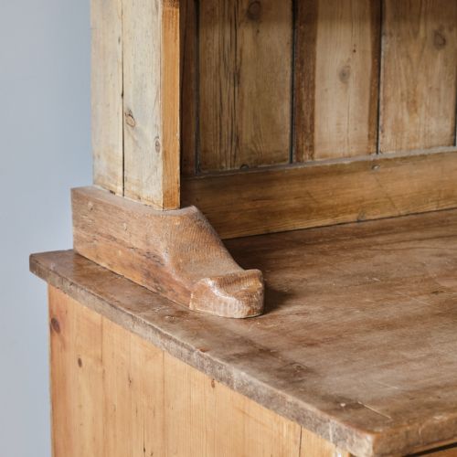 HUGE 20TH CENTURY PINE FARMHOUSE DRESSER - ADDITIONAL PHOTO 4