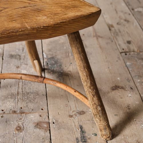 ANTIQUE 19TH CENTURY HOOP BACK WINSOR CHAIR - ADDITIONAL PHOTO 8