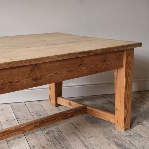 ANTIQUE CHUNKY PINE FARM HOUSE KITCHEN TABLE - ADDITIONAL PHOTO 16