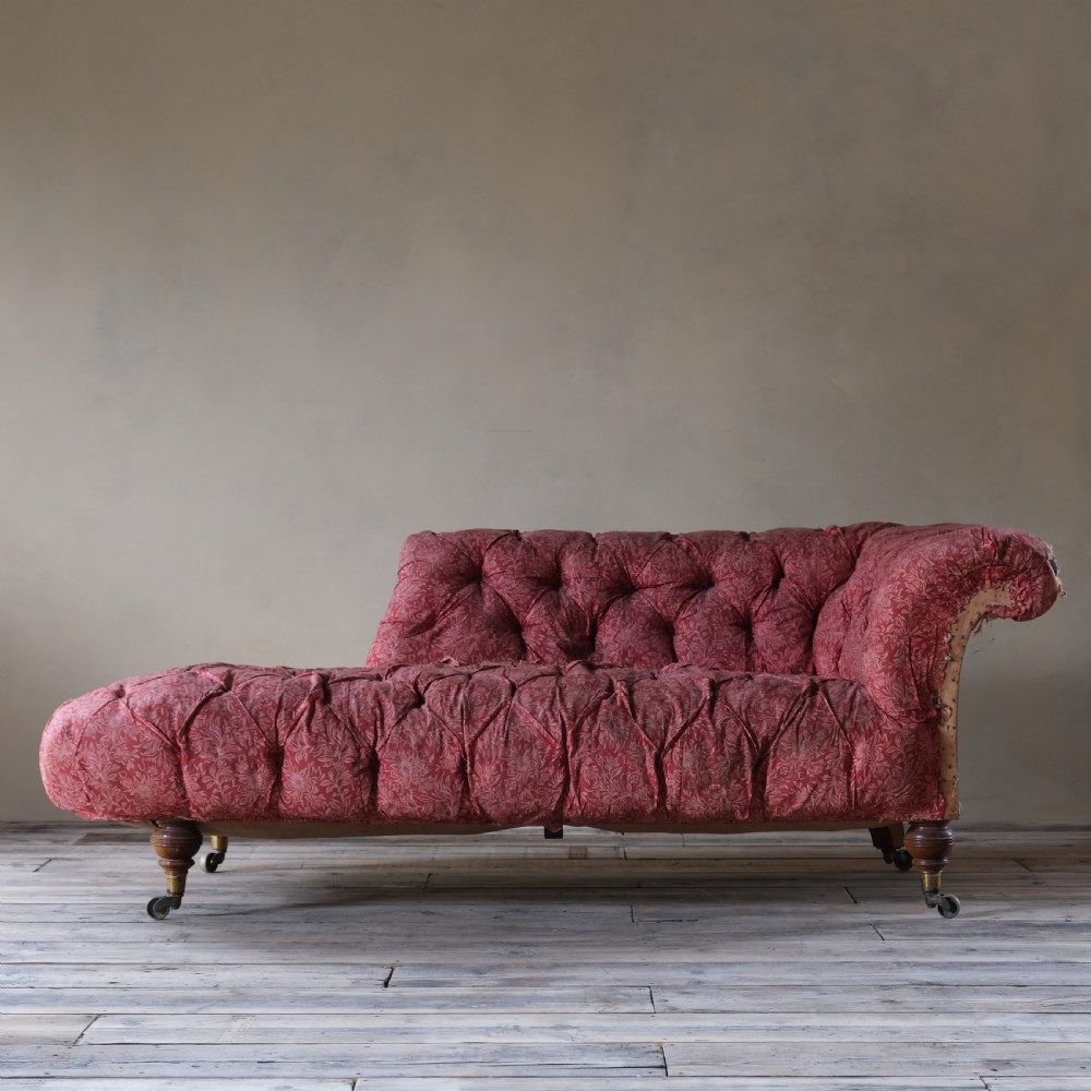 19Th Century Howard & Sons Chesterfield Chaise Lounge