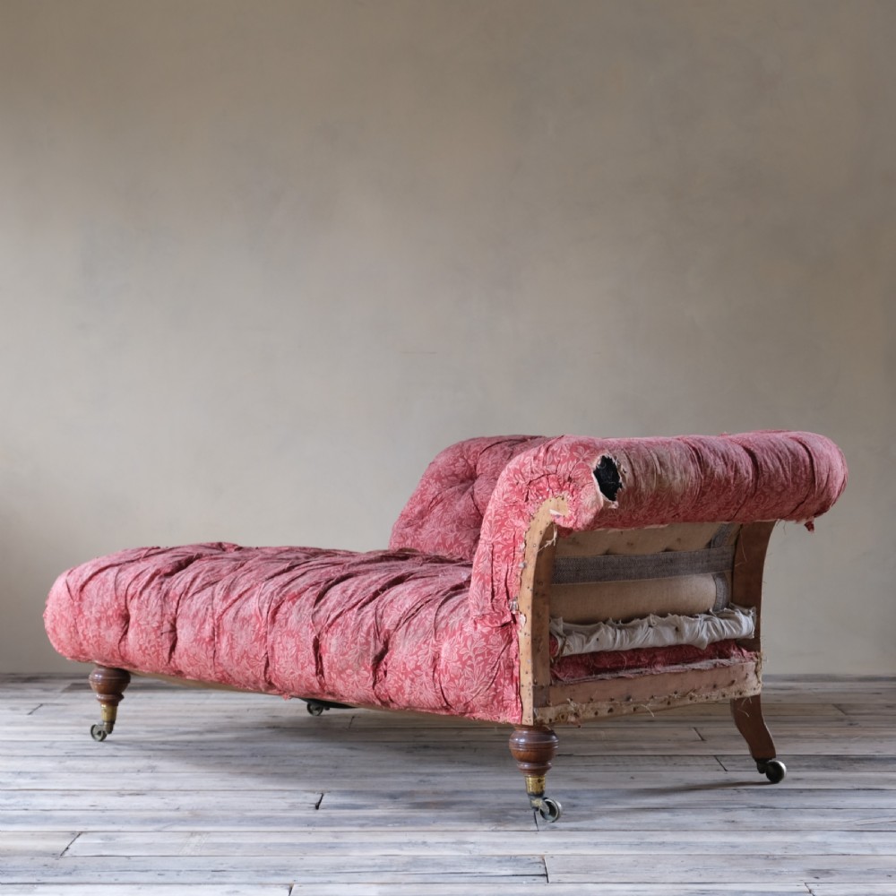 19Th Century Howard & Sons Chesterfield Chaise Lounge View IV