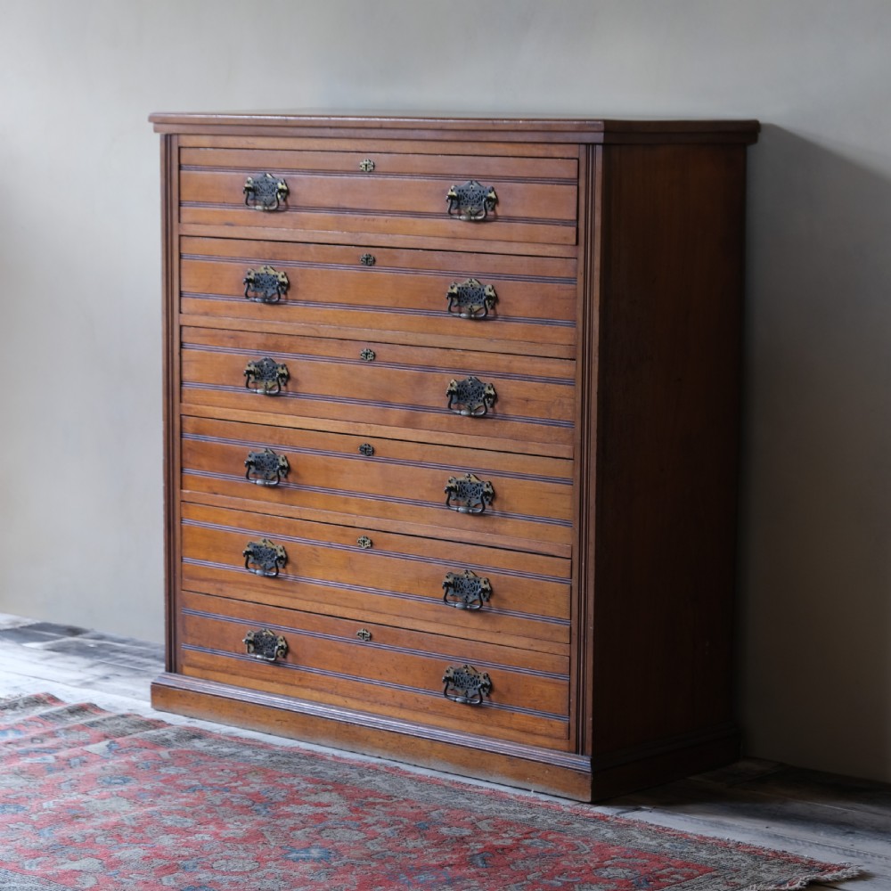 antique mahogany chest of drawers c1900