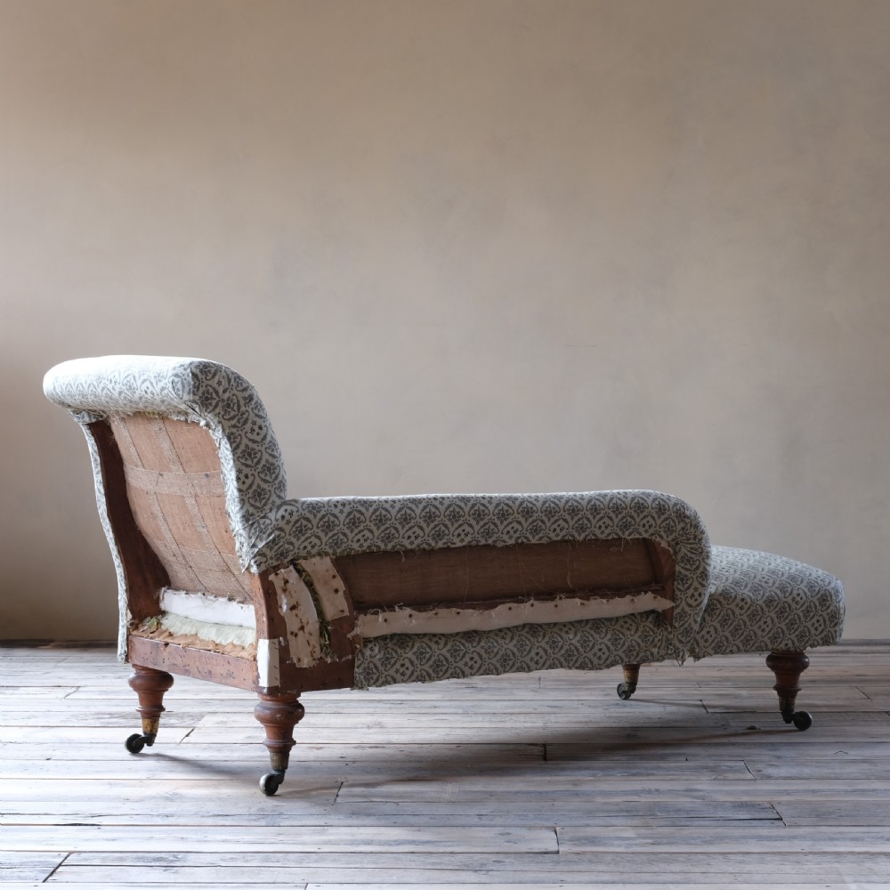 19th century Howard and sons chaise lounge View V