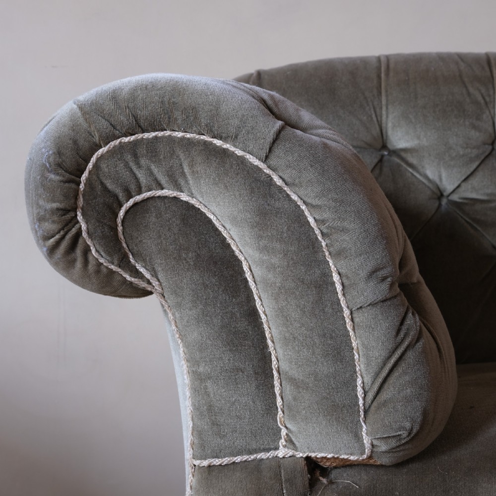 A large 3 seater country house sofa View V