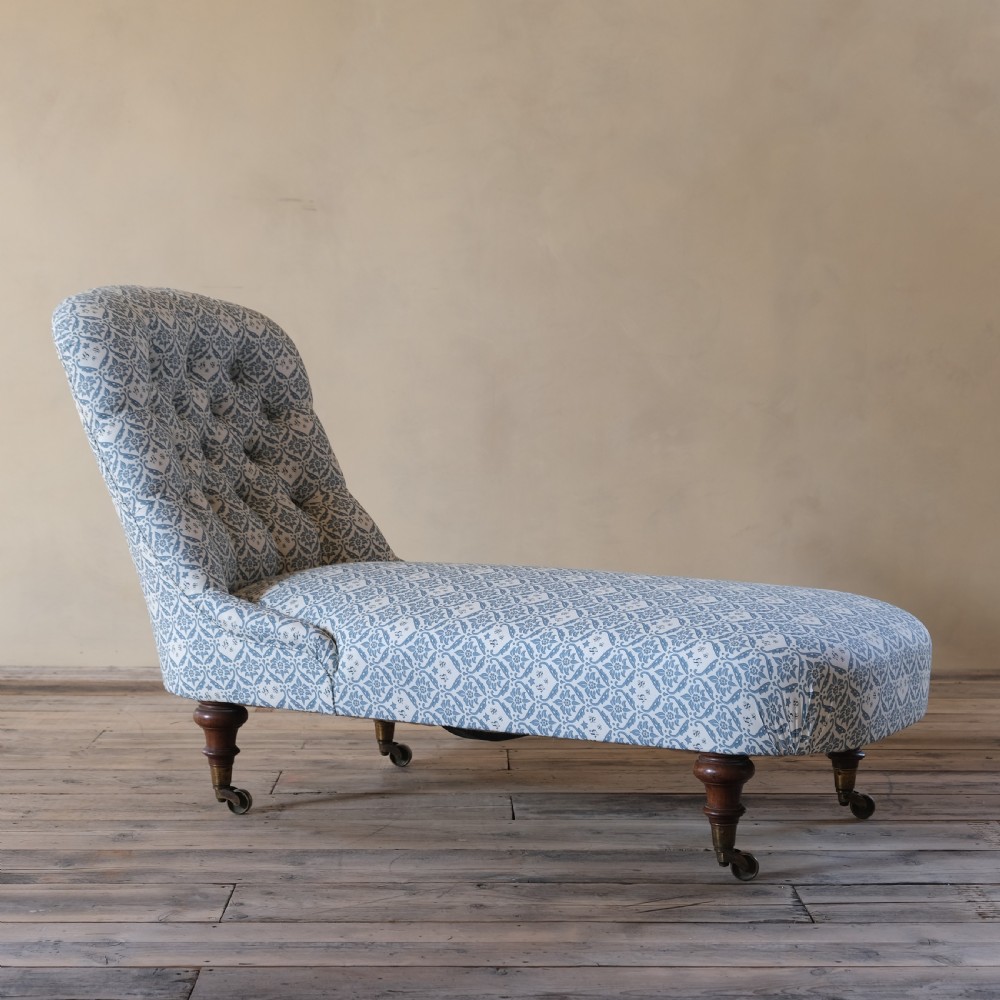 19th century Howard and sons daybed c1860 View II