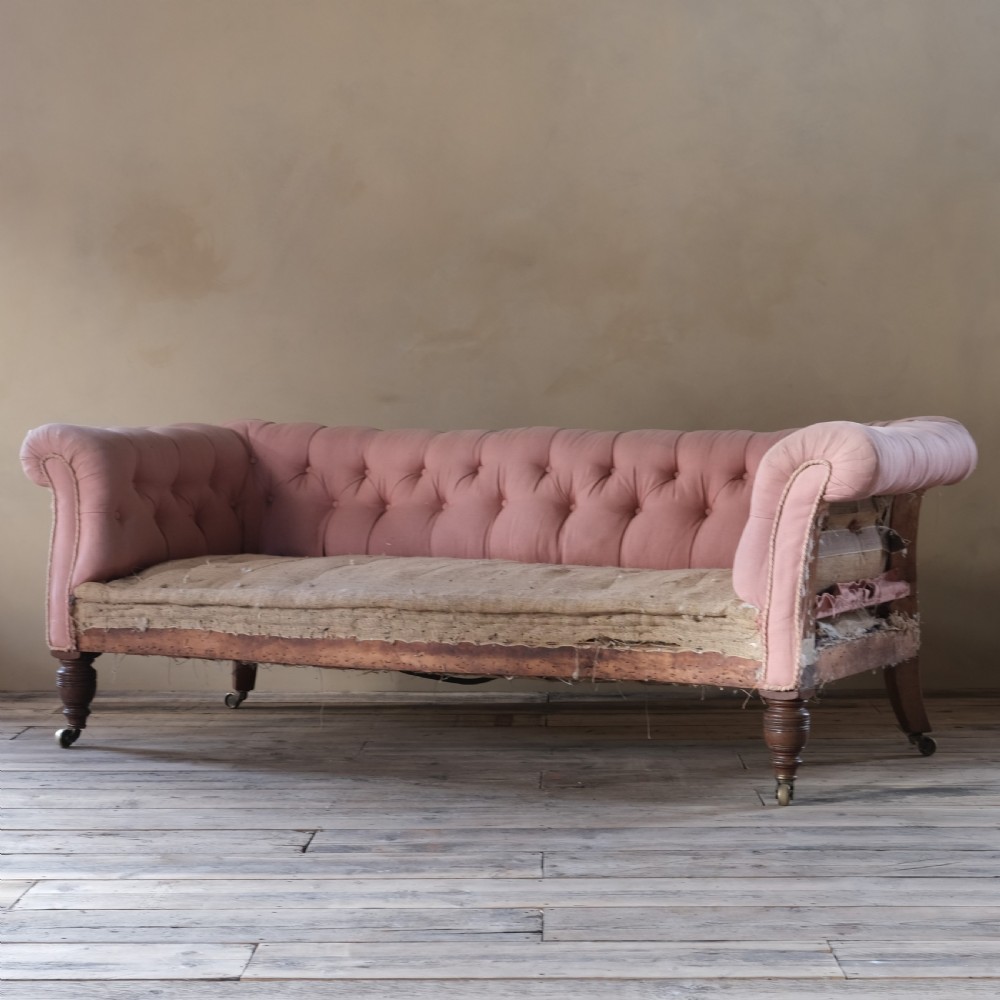 Hindley and sons chesterfield sofa View IV