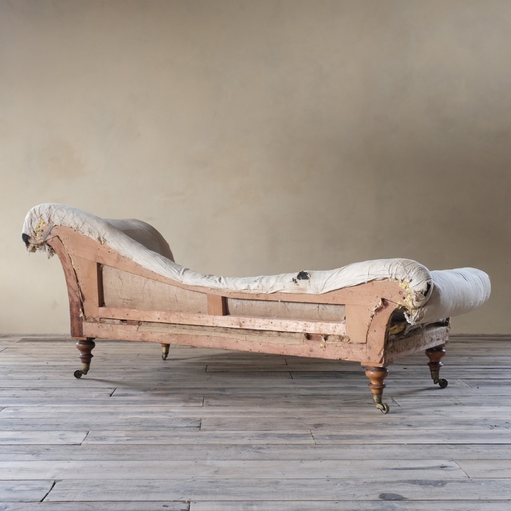 mid 19th century chaise lounge c1860 View VI