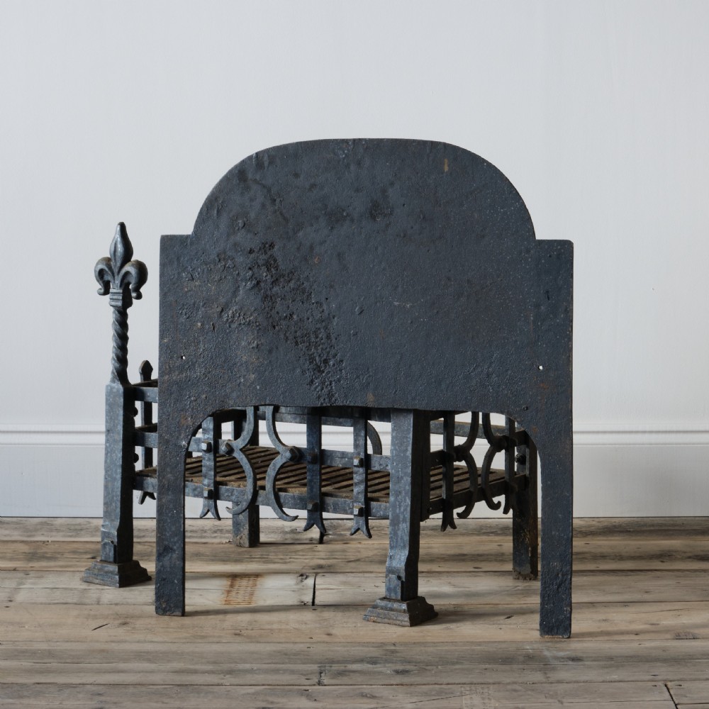 Wrought iron fire basket View VII