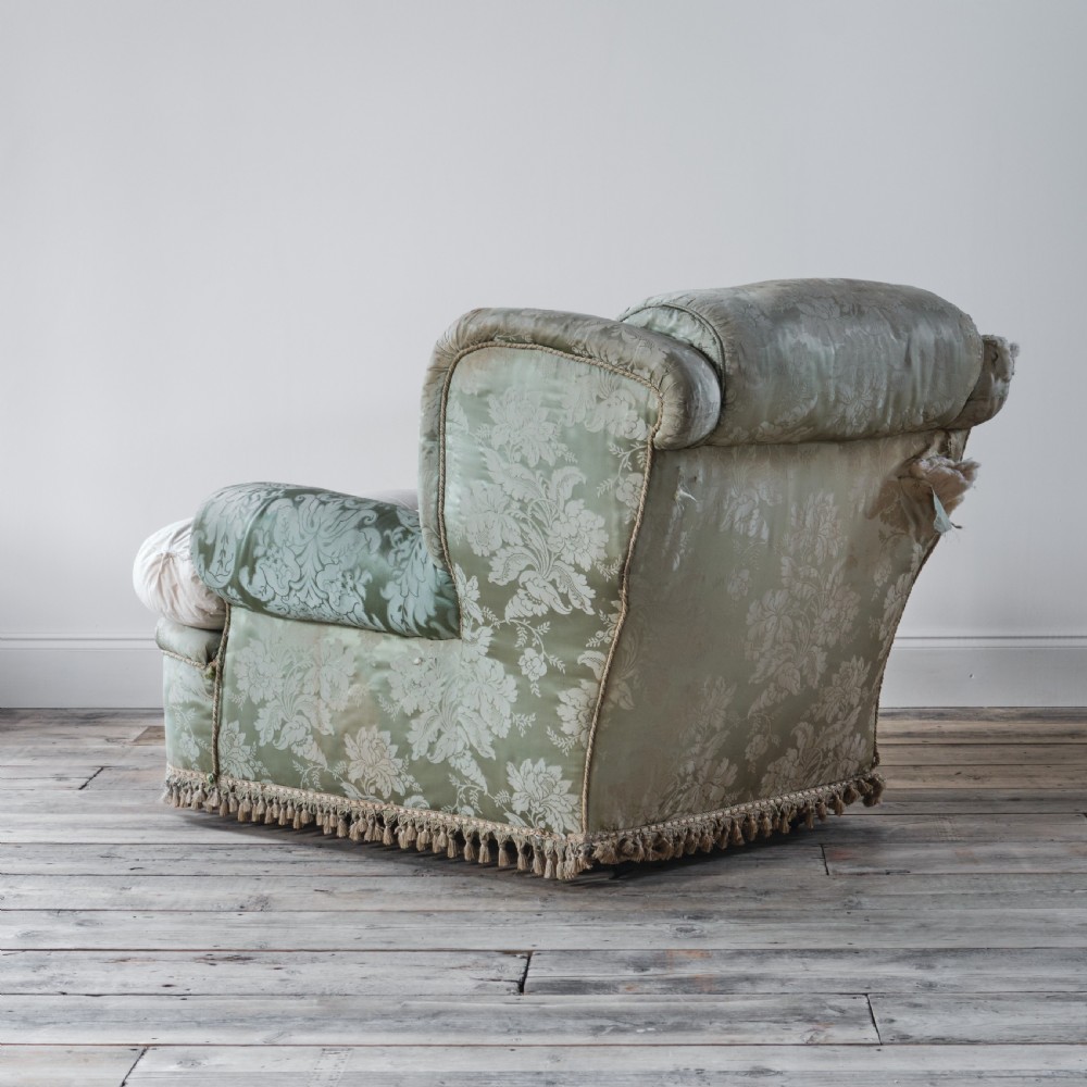 Large country house armchair View IV
