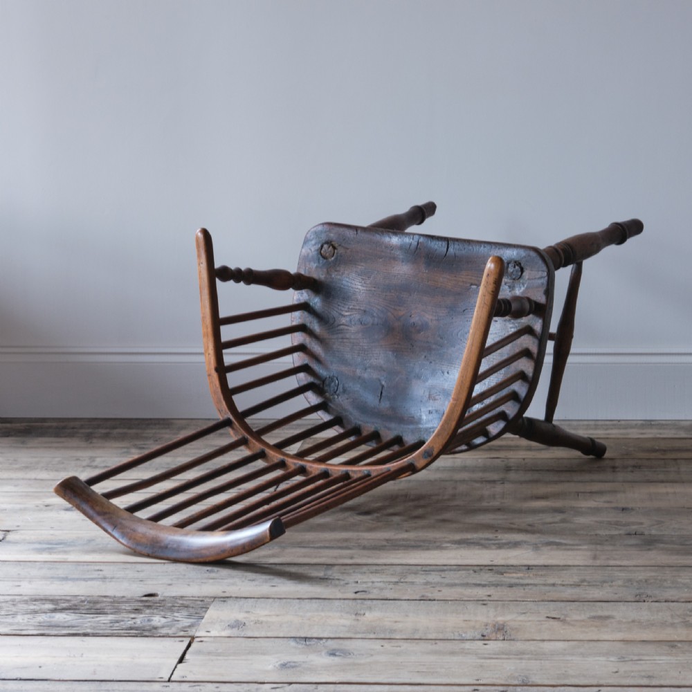 Primitive ash and elm comb back Windsor chair View VI
