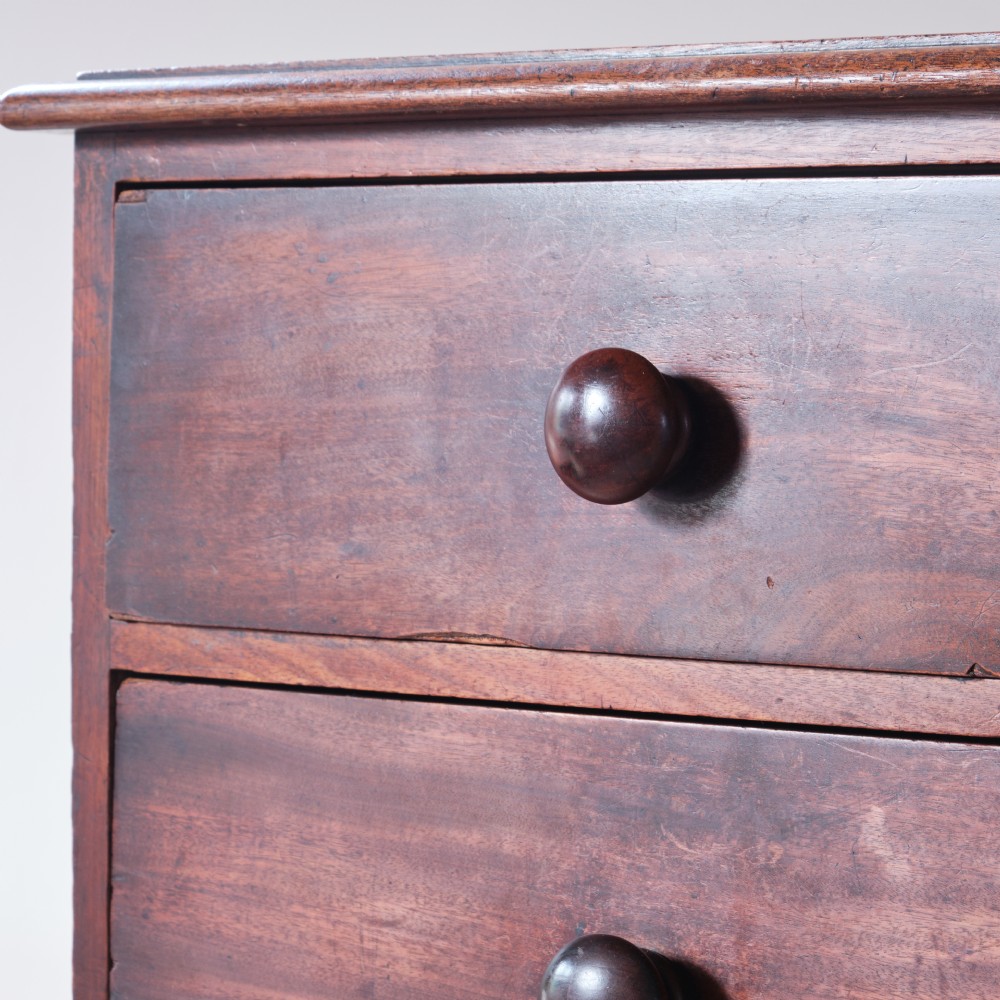 19th century mahogany chest of drawers View VII