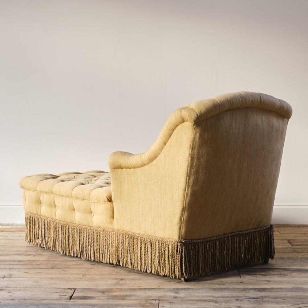 19th century daybed attributed to Maple & Co View III