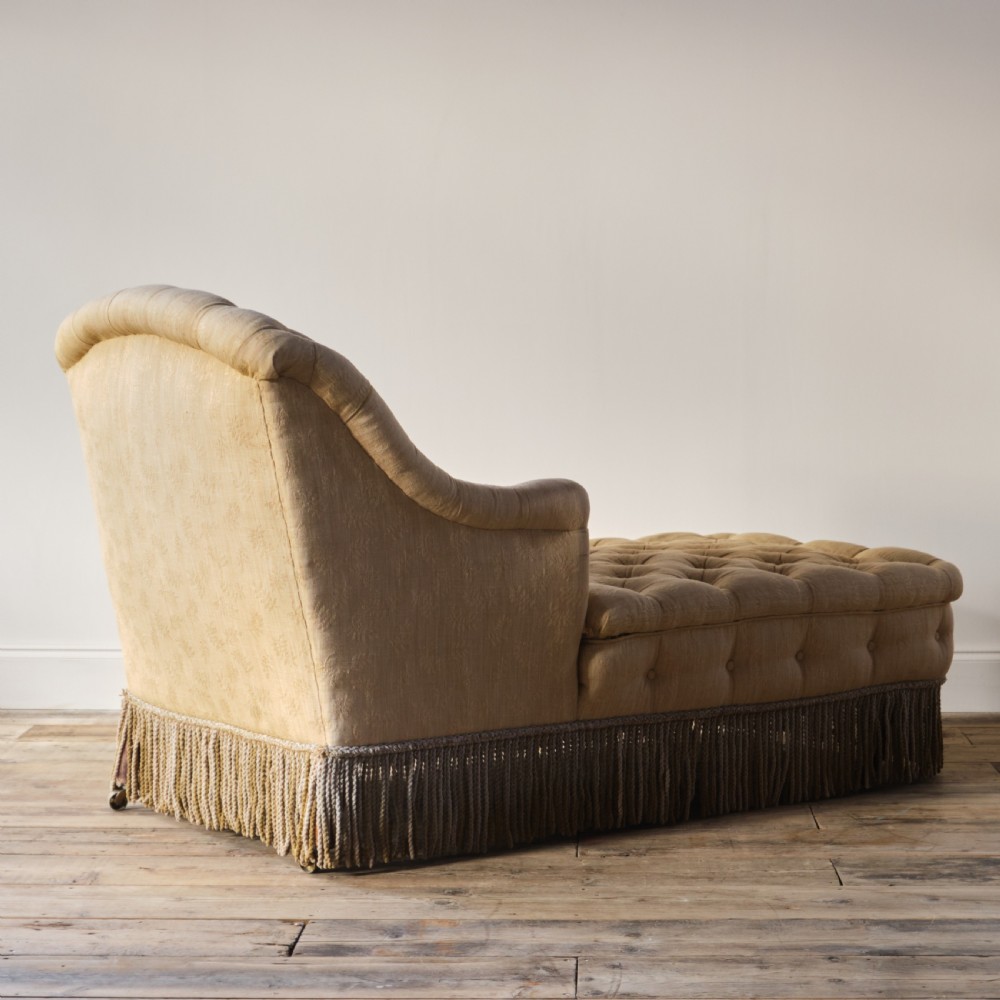 19th century daybed attributed to Maple & Co View V