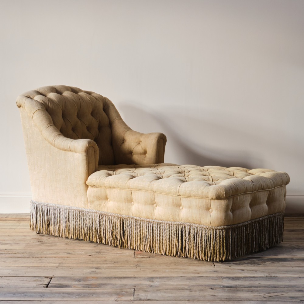 19th century daybed attributed to Maple & Co View VII