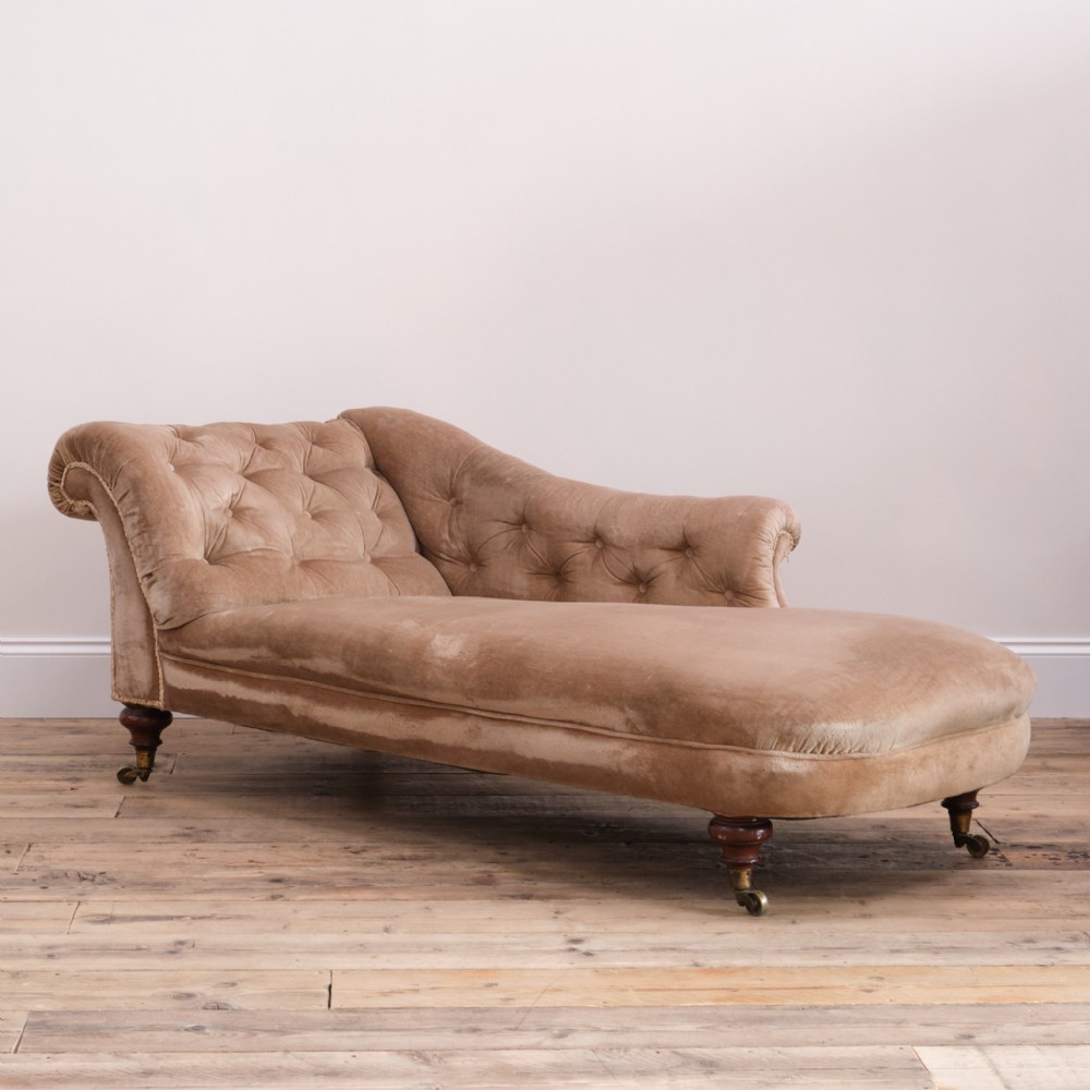 Antique Country House Chaise Lounge