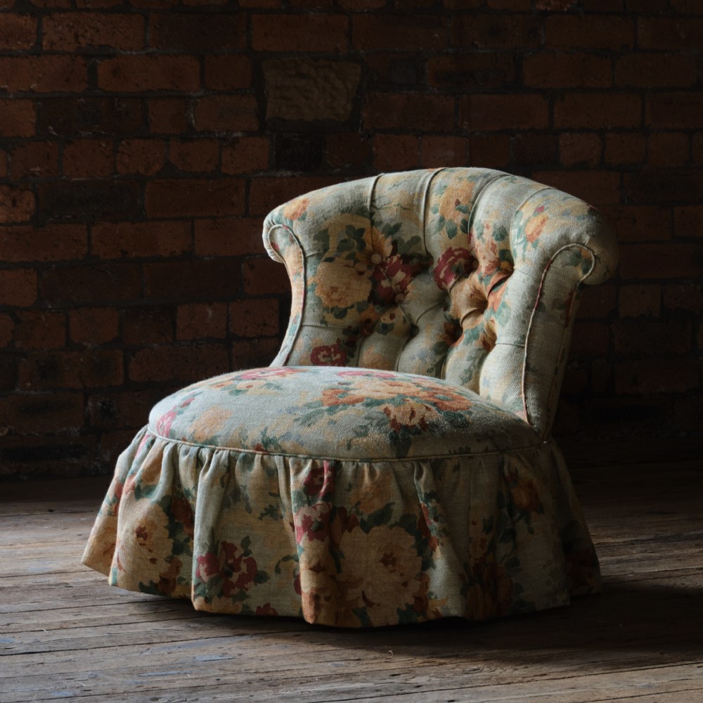 Antique Slipper Chair In Vintage Mulberry Linen