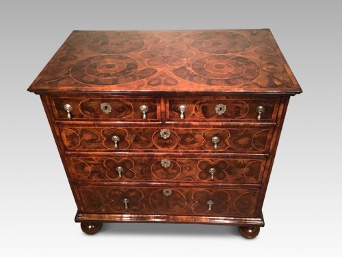 Antique Oyster Veneered Chest of Drawers