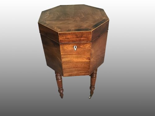 Georgian Mahogany Cellarette.