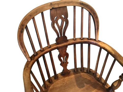 ANTIQUE WINDSOR CHAIR - ADDITIONAL PHOTO 4