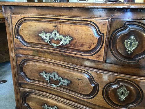 ANTIQUE FRENCH COMMODE - ADDITIONAL PHOTO 3