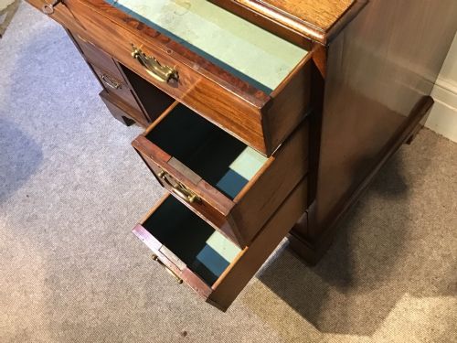 ANTIQUE MAHOGANY KNEEHOLE DESK - ADDITIONAL PHOTO 8