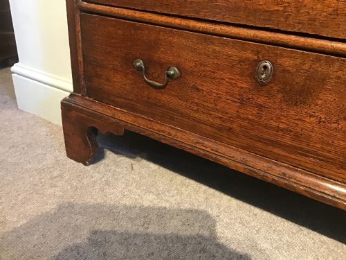ANTIQUE OAK CHEST OF DRAWERS - ADDITIONAL PHOTO 2