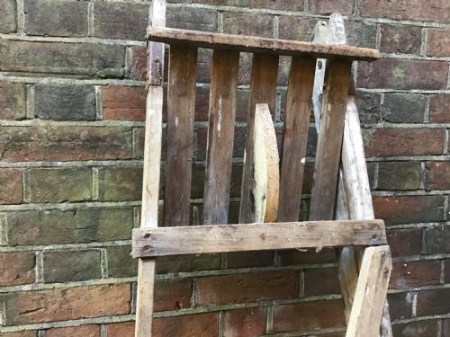 SET OF VINTAGE STEPLADDERS - ADDITIONAL PHOTO 9