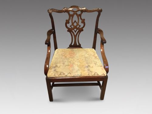 ANTIQUE MAHOGANY ELBOW CHAIR - ADDITIONAL PHOTO 1