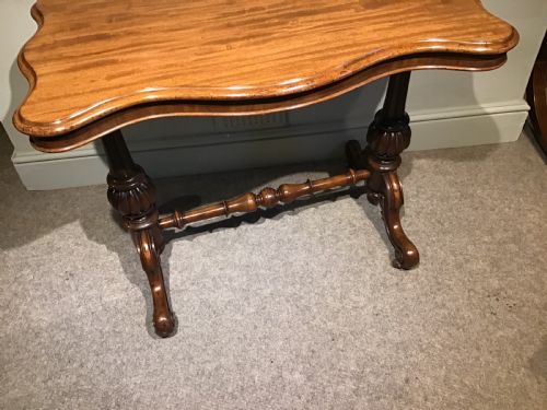 VICTORIAN MAHOGANY TABLE - ADDITIONAL PHOTO 5