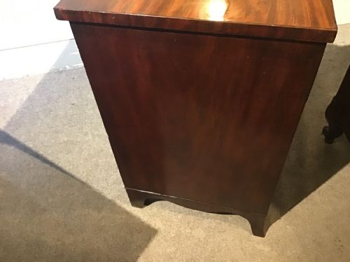 ANTIQUE MAHOGANY CHEST OF DRAWERS - ADDITIONAL PHOTO 6