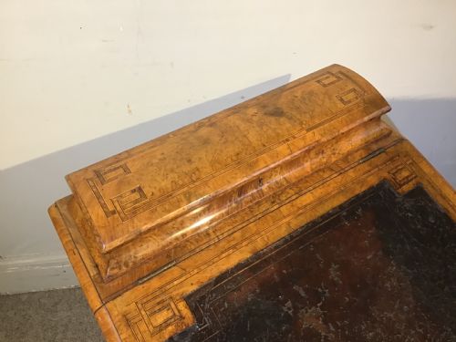 ANTIQUE BURR WALNUT DAVENPORT - ADDITIONAL PHOTO 2