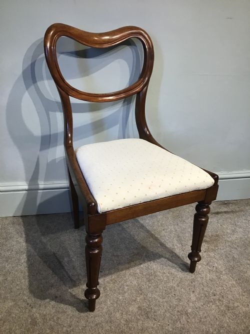 SET OF EIGHT ANTIQUE DINING CHAIRS - ADDITIONAL PHOTO 5