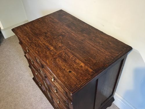 ANTIQUE OAK CHEST OF DRAWERS - ADDITIONAL PHOTO 2