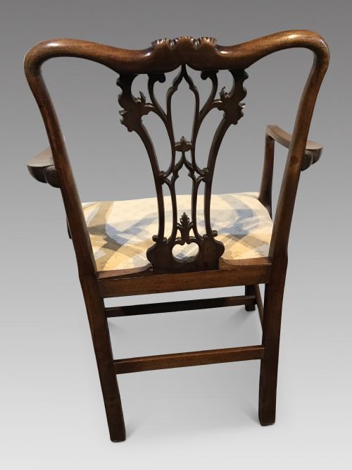 SET OF EIGHT GEORGIAN MAHOGANY DINING CHAIRS - ADDITIONAL PHOTO 7