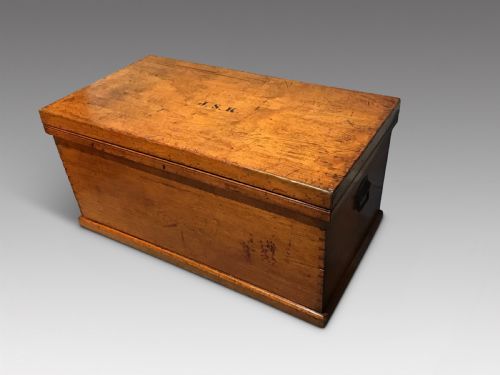 ANTIQUE TEAK TRUNK - ADDITIONAL PHOTO 2