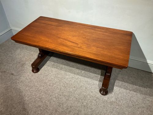 MAHOGANY COFFEE TABLE - ADDITIONAL PHOTO 2