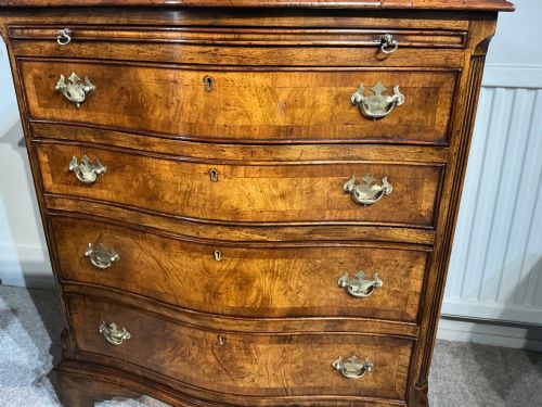 ANTIQUE WALNUT CHEST OF DRAWERS - ADDITIONAL PHOTO 4
