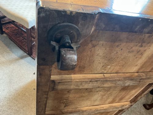 ANTIQUE CAMPHORWOOD TRUNK - ADDITIONAL PHOTO 7