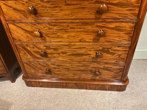 ANTIQUE MAHOGANY CHEST OF DRAWERS - ADDITIONAL PHOTO 4
