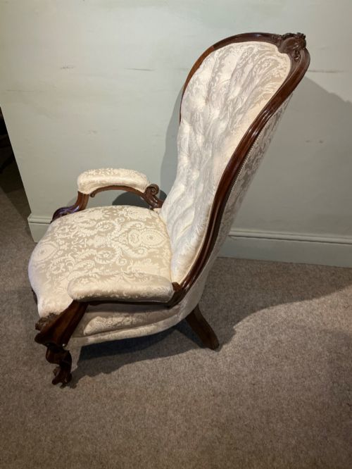 VICTORIAN UPHOLSTERED CHAIR - ADDITIONAL PHOTO 10