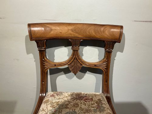 SET OF FOUR ANTIQUE MAHOGANY CHAIRS - ADDITIONAL PHOTO 2
