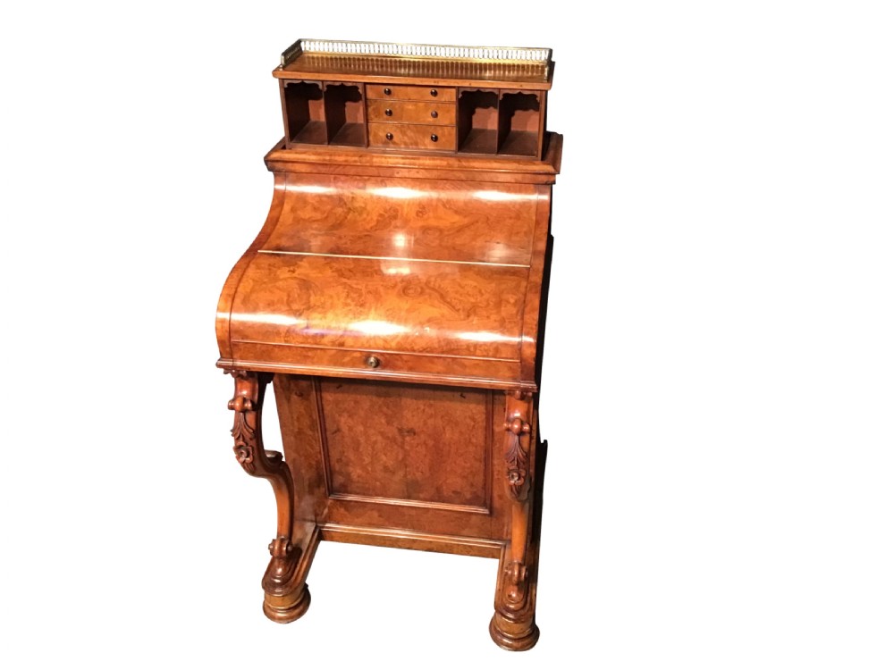 Victorian walnut Davenport View II