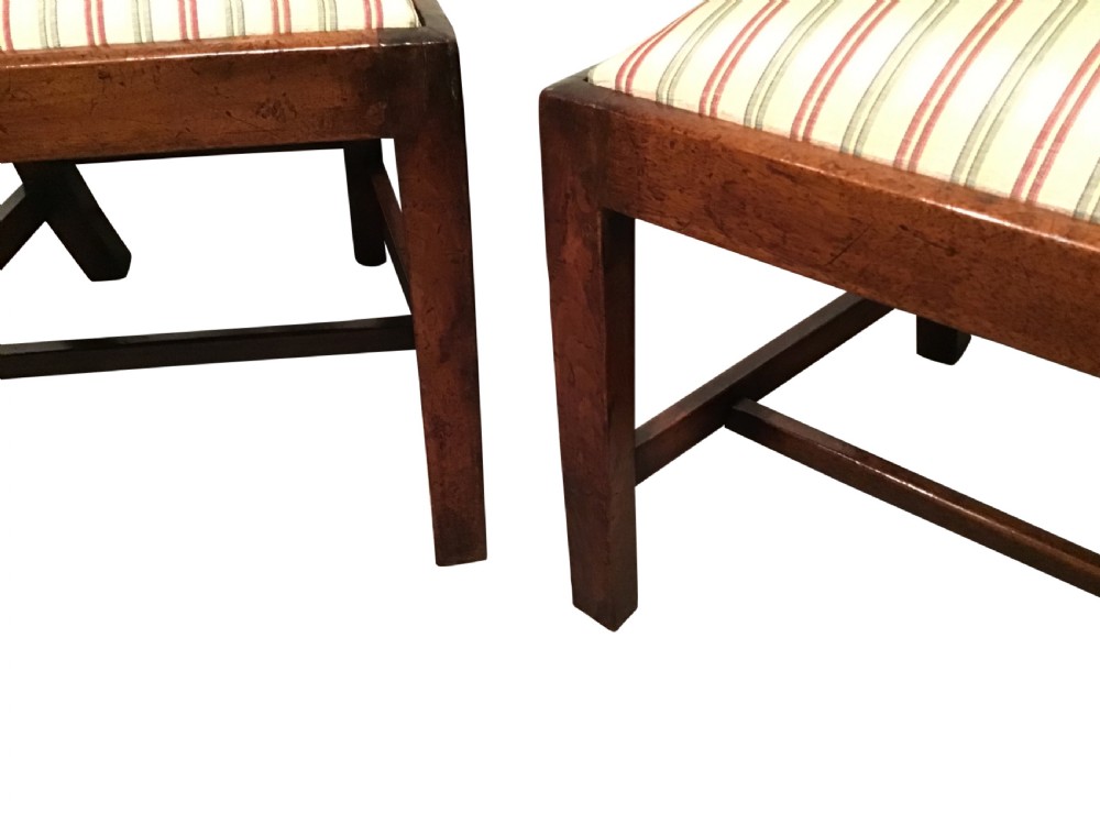 Pair of antique chairs View V