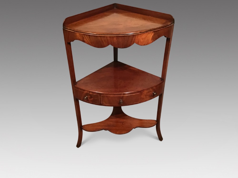 Georgian mahogany corner washstand