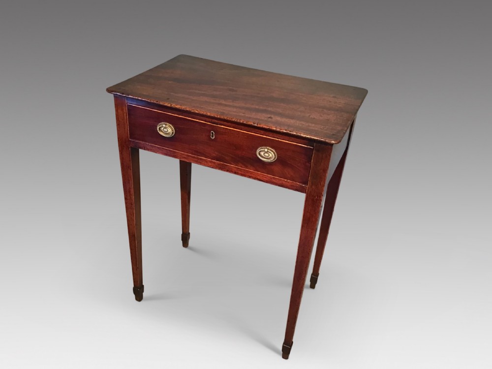Antique mahogany sidetable 
