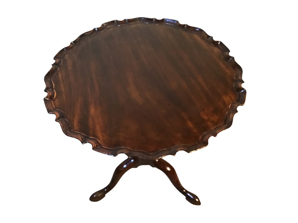 Georgian tripod table View VI