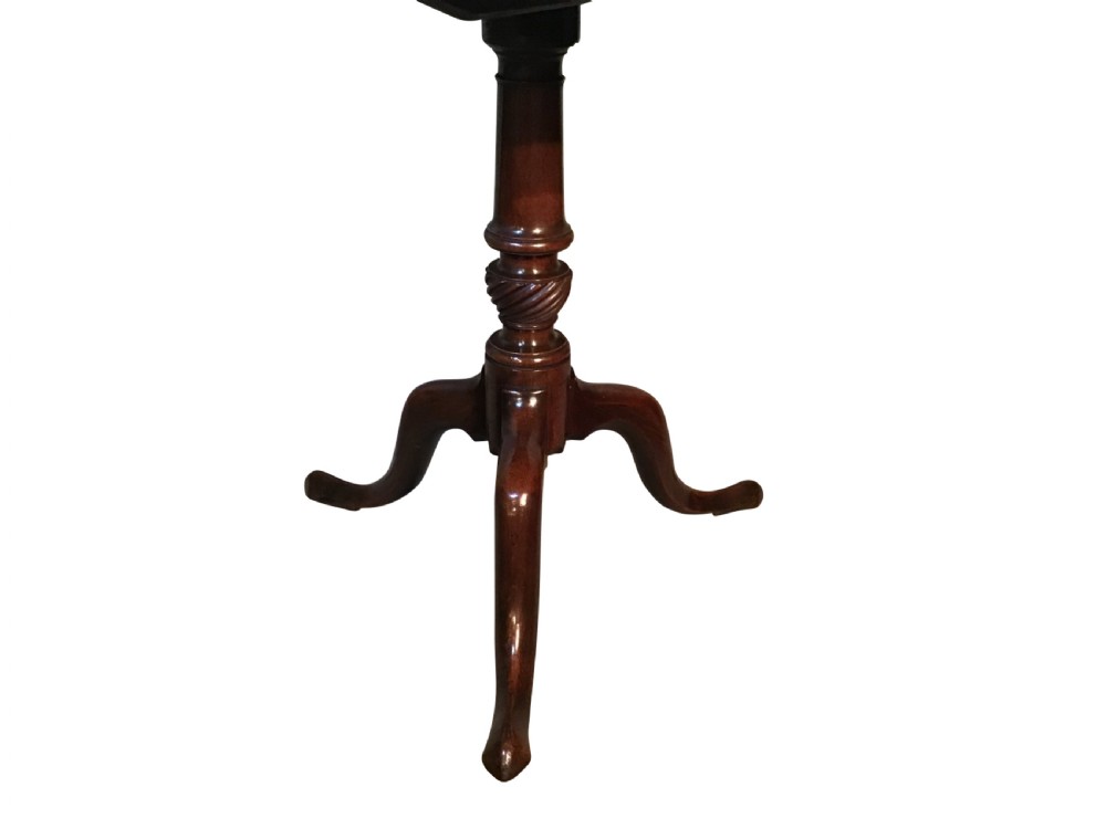 Georgian tripod table  View VI